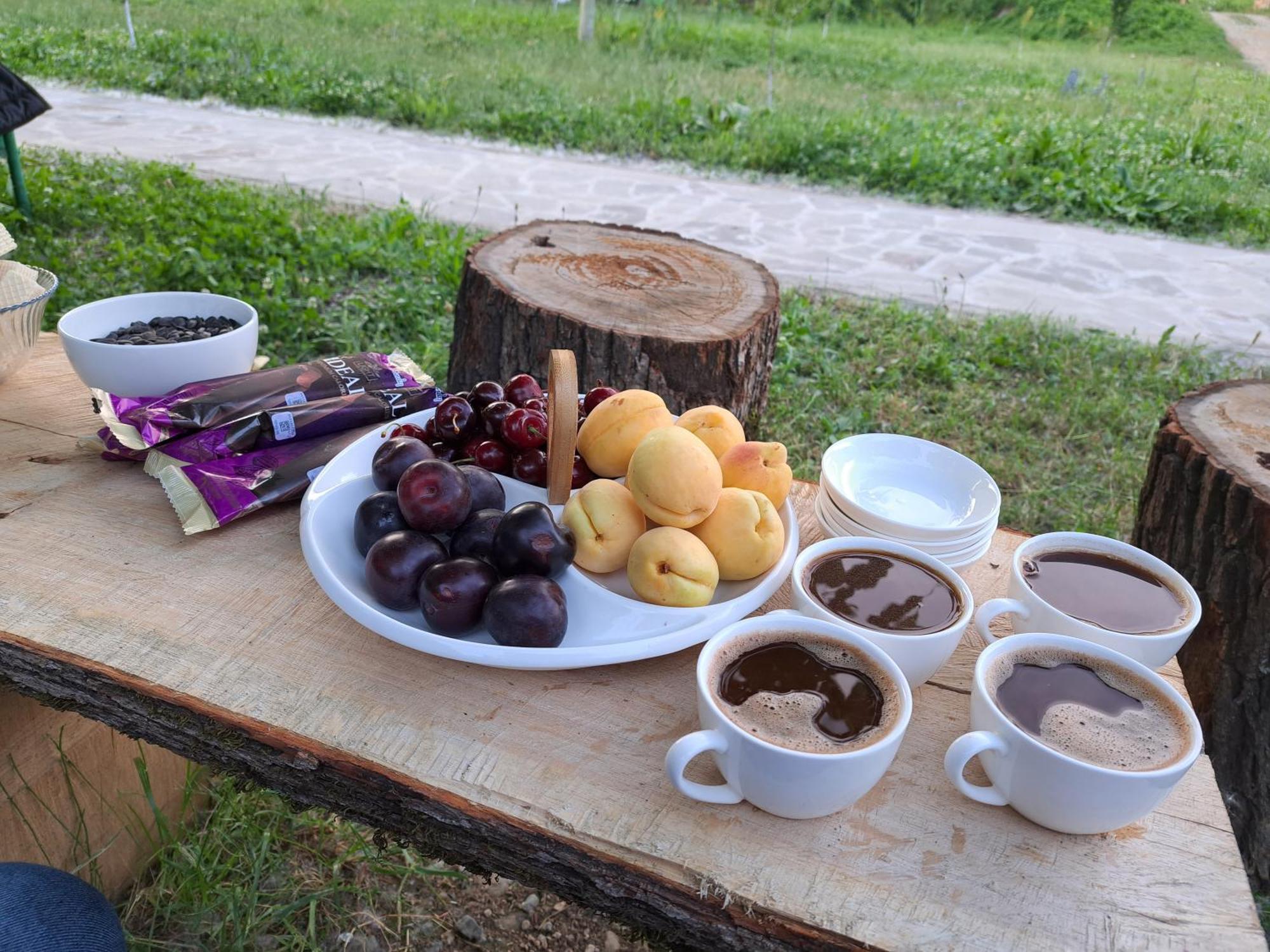 Basuta Guesthouse Kapan 외부 사진